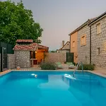 Ita Villa Zmijavci